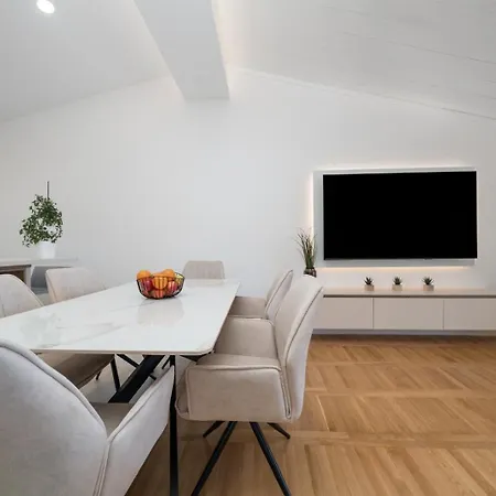 Apartmán Miranda *